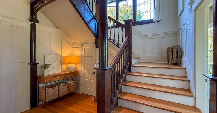 WITHHELD Withheld, Vancouver, BC, V6K 1J8 - 23
