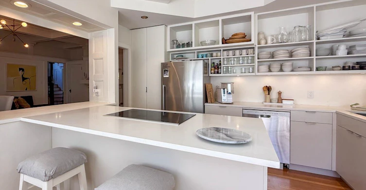 WITHHELD Withheld, Vancouver, BC, V6K 1J8 - 17