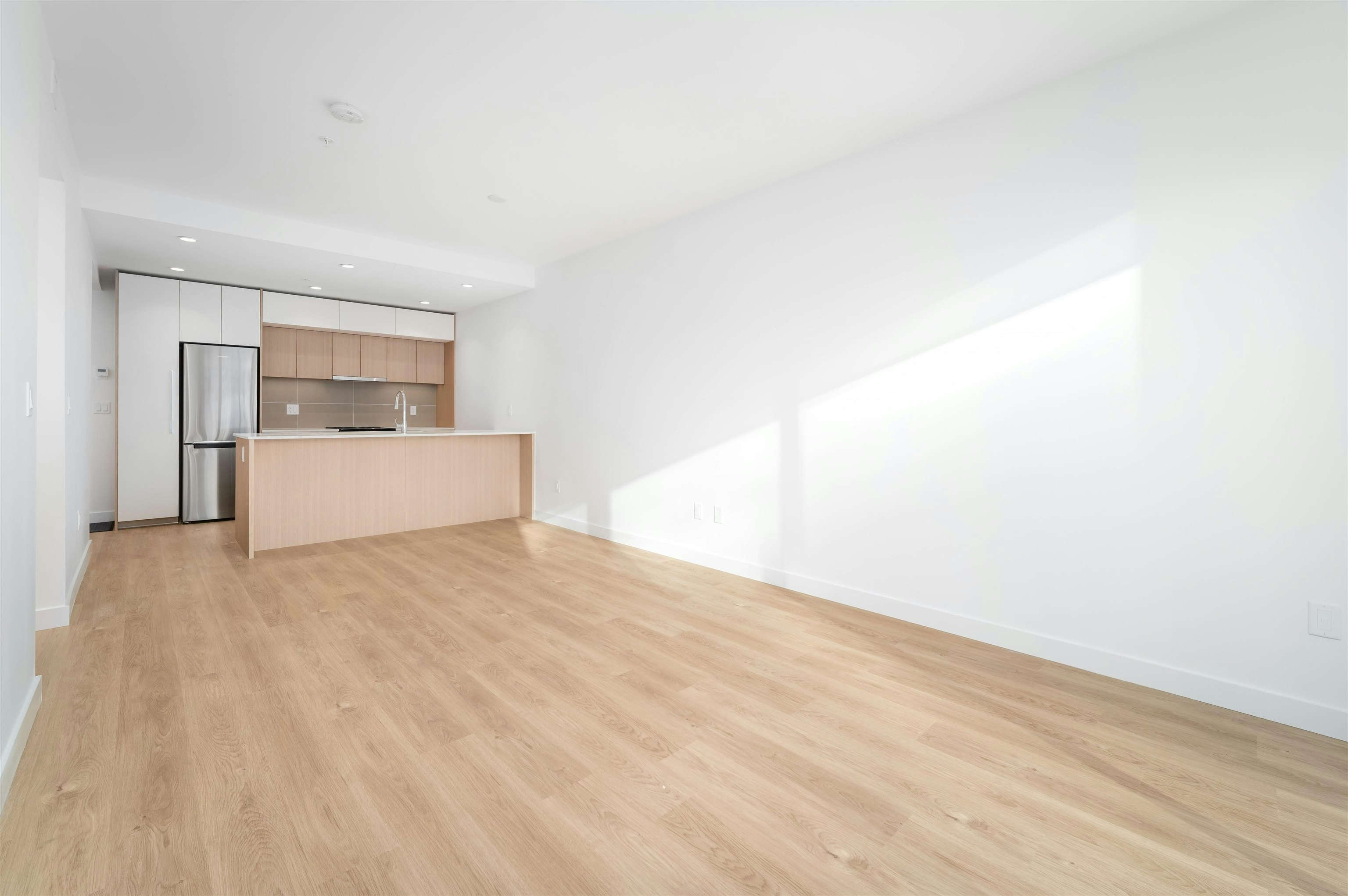 214-9888 University Crescent, Burnaby, BC, V5A 0G4 - 7