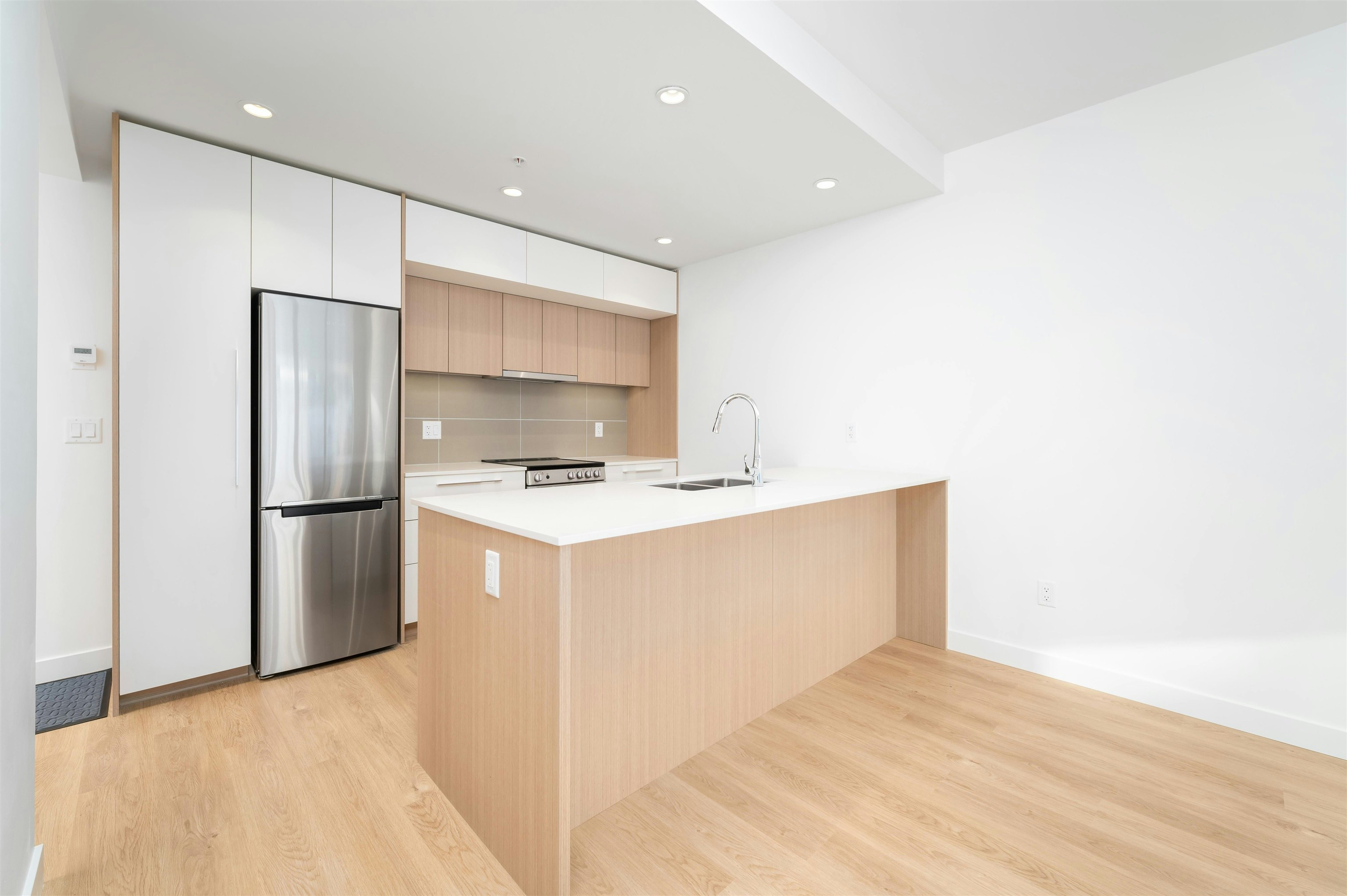 214-9888 University Crescent - 5