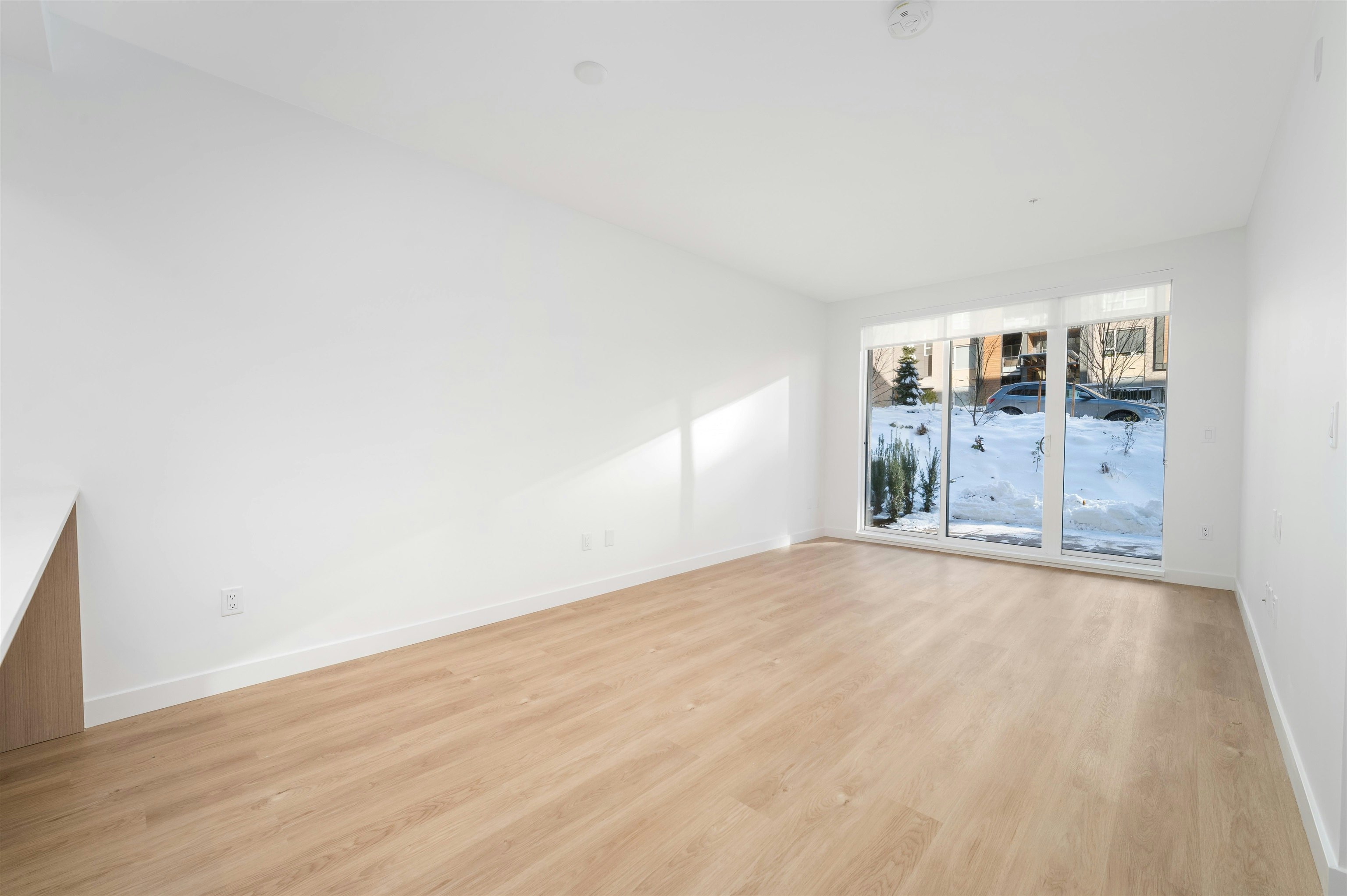 214-9888 University Crescent, Burnaby, BC, V5A 0G4 - 9