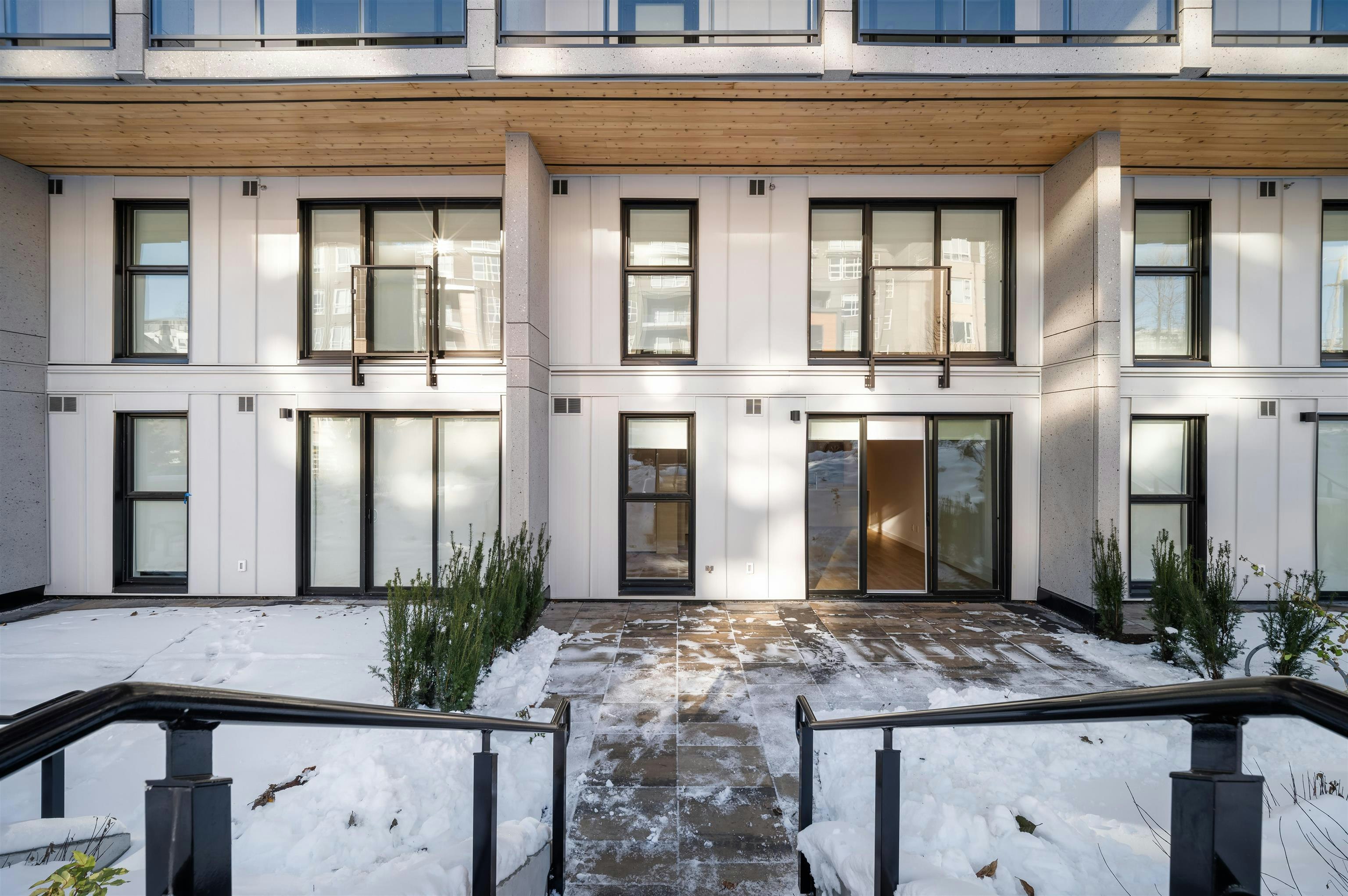214-9888 University Crescent, Burnaby, BC, V5A 0G4 - 19