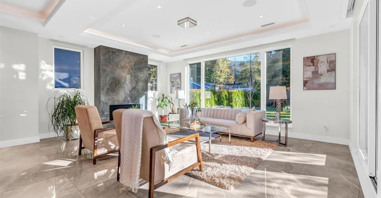 4470 Capilano Road, North Vancouver, BC, V7R 4J9 - 2
