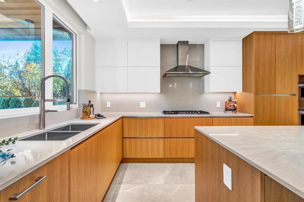 4470 Capilano Road, North Vancouver, BC, V7R 4J9 - 13