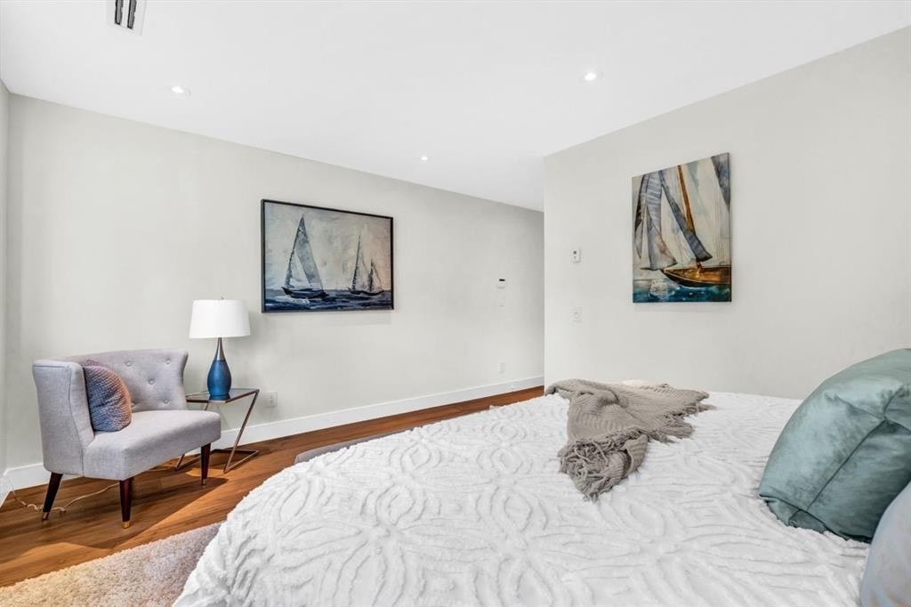 4470 Capilano Road, North Vancouver, BC, V7R 4J9 - 22
