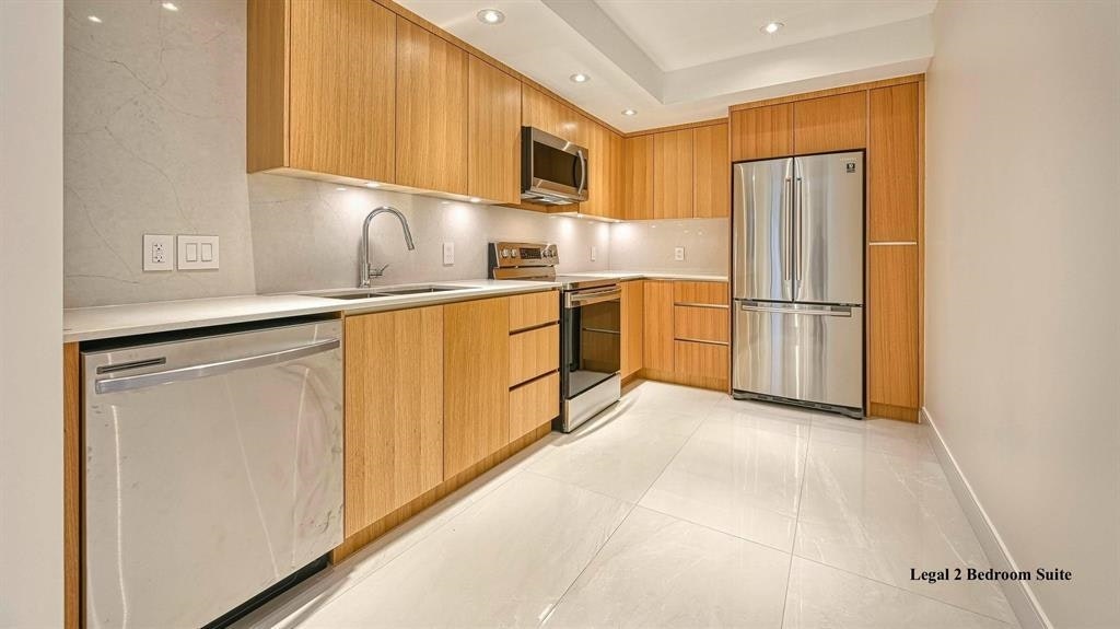 4470 Capilano Road, North Vancouver, BC, V7R 4J9 - 12
