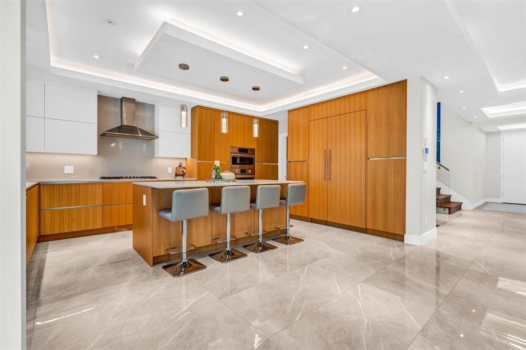 4470 Capilano Road, North Vancouver, BC, V7R 4J9 - 10