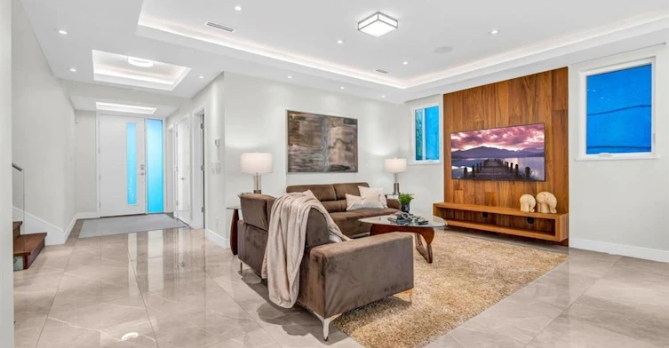 4470 Capilano Road, North Vancouver, BC, V7R 4J9 - 9