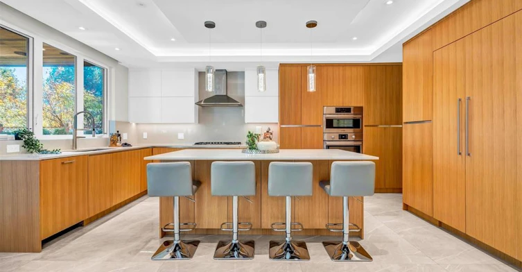 4470 Capilano Road, North Vancouver, BC, V7R 4J9 - 7