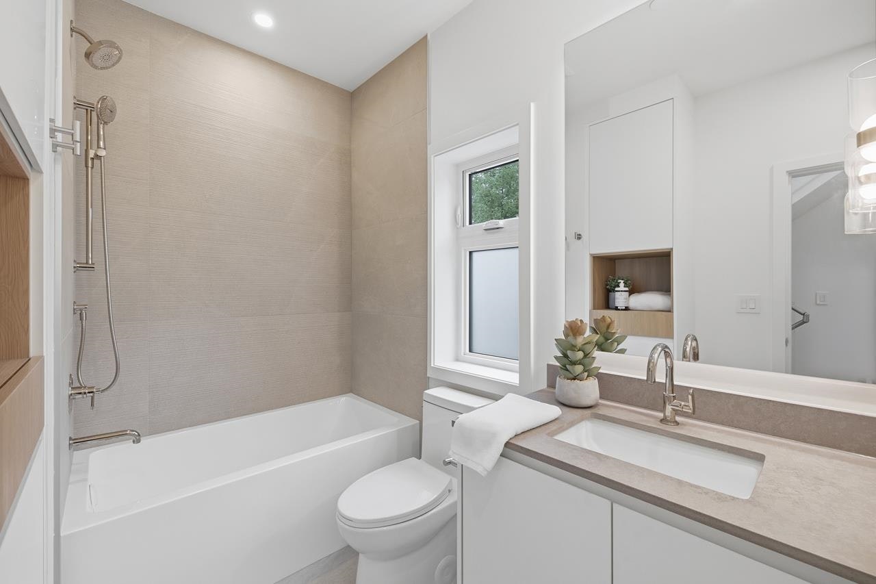 1-2511 Kitchener Street, Vancouver, BC, V5K 3C7 - 20