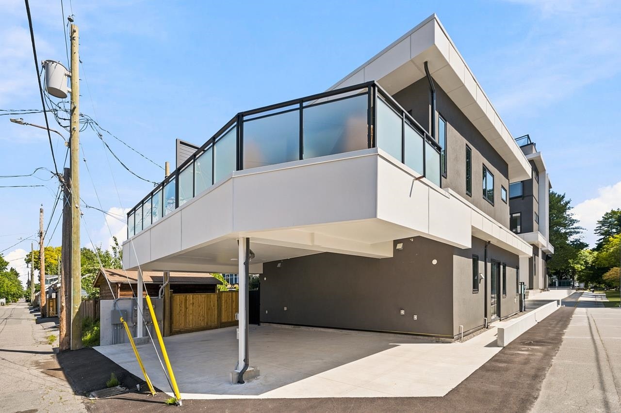 1-2511 Kitchener Street, Vancouver, BC, V5K 3C7 - 32