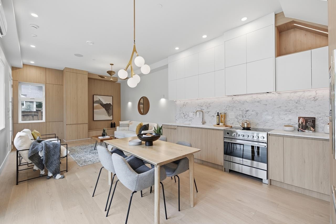 1-2511 Kitchener Street, Vancouver, BC, V5K 3C7 - 12
