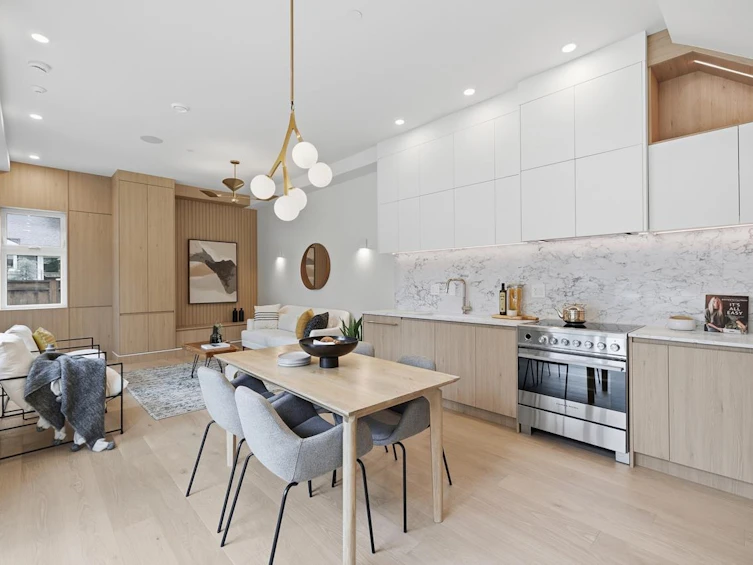 1-2511 Kitchener Street, Vancouver, BC, V5K 3C7 - 12