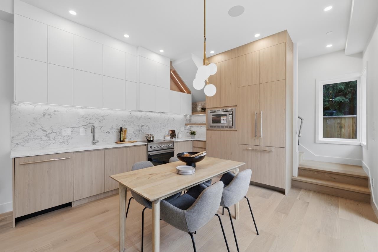 1-2511 Kitchener Street, Vancouver, BC, V5K 3C7 - 11