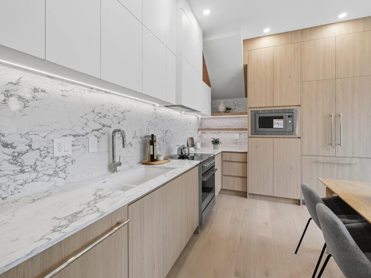 1-2511 Kitchener Street, Vancouver, BC, V5K 3C7 - 14