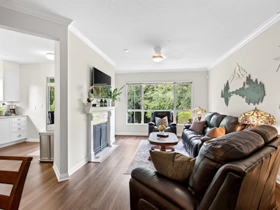 218-2985 Princess Crescent - 4