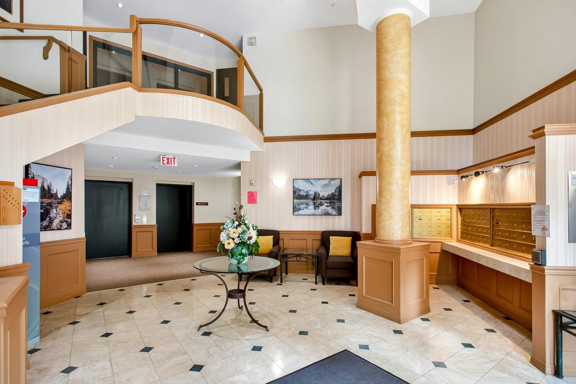 218-2985 Princess Crescent - 3