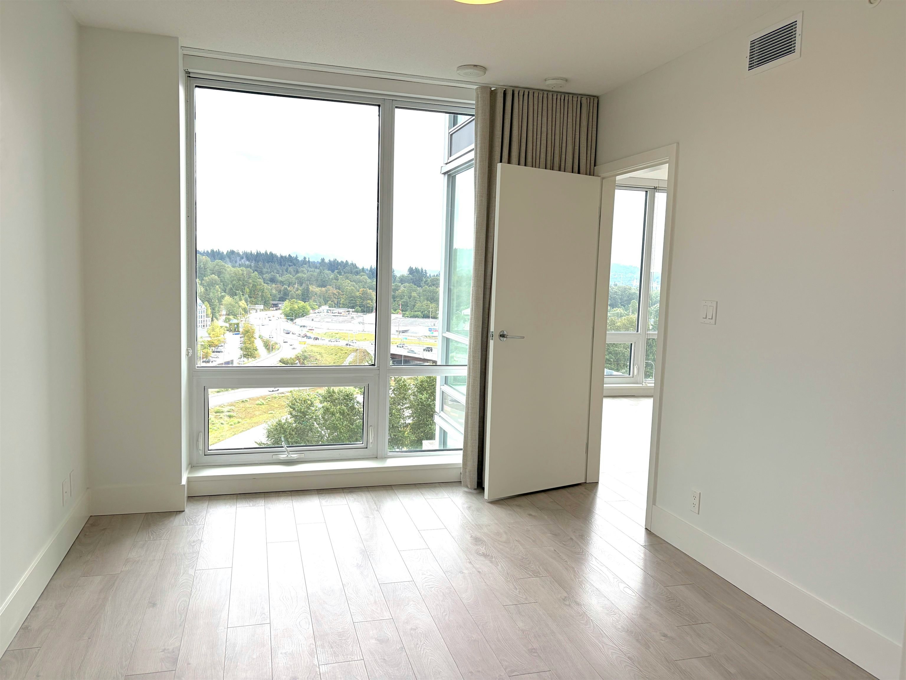 1502-680 Seylynn Crescent, North Vancouver, BC, V7J 0B5 - 9