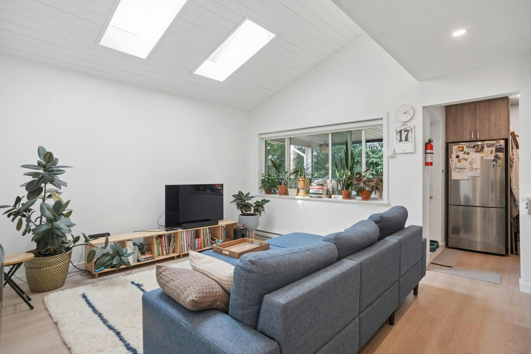 2890 W 8th Avenue - 4