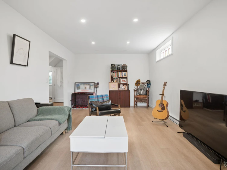 2890 W 8th Avenue, Vancouver, BC, V6K 2B9 - 18