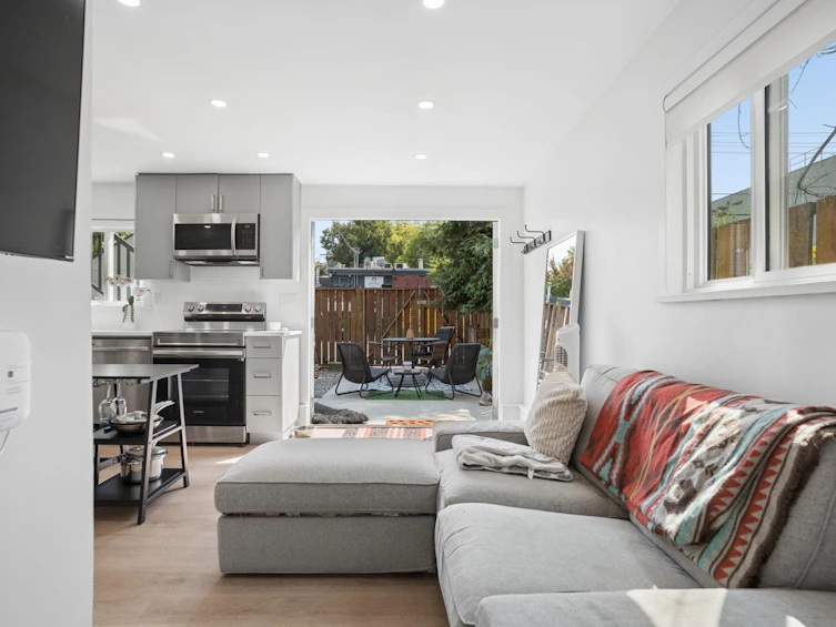 2890 W 8th Avenue, Vancouver, BC, V6K 2B9 - 26