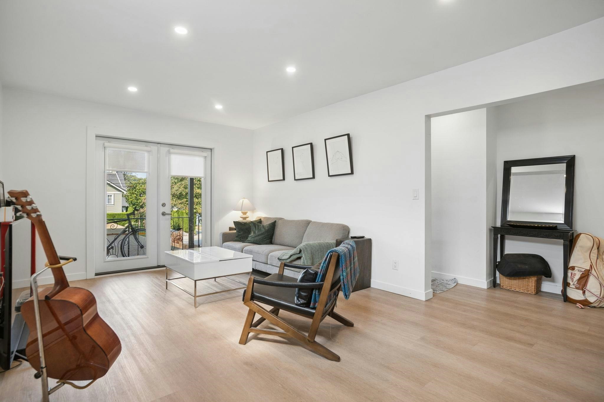2890 W 8th Avenue, Vancouver, BC, V6K 2B9 - 16