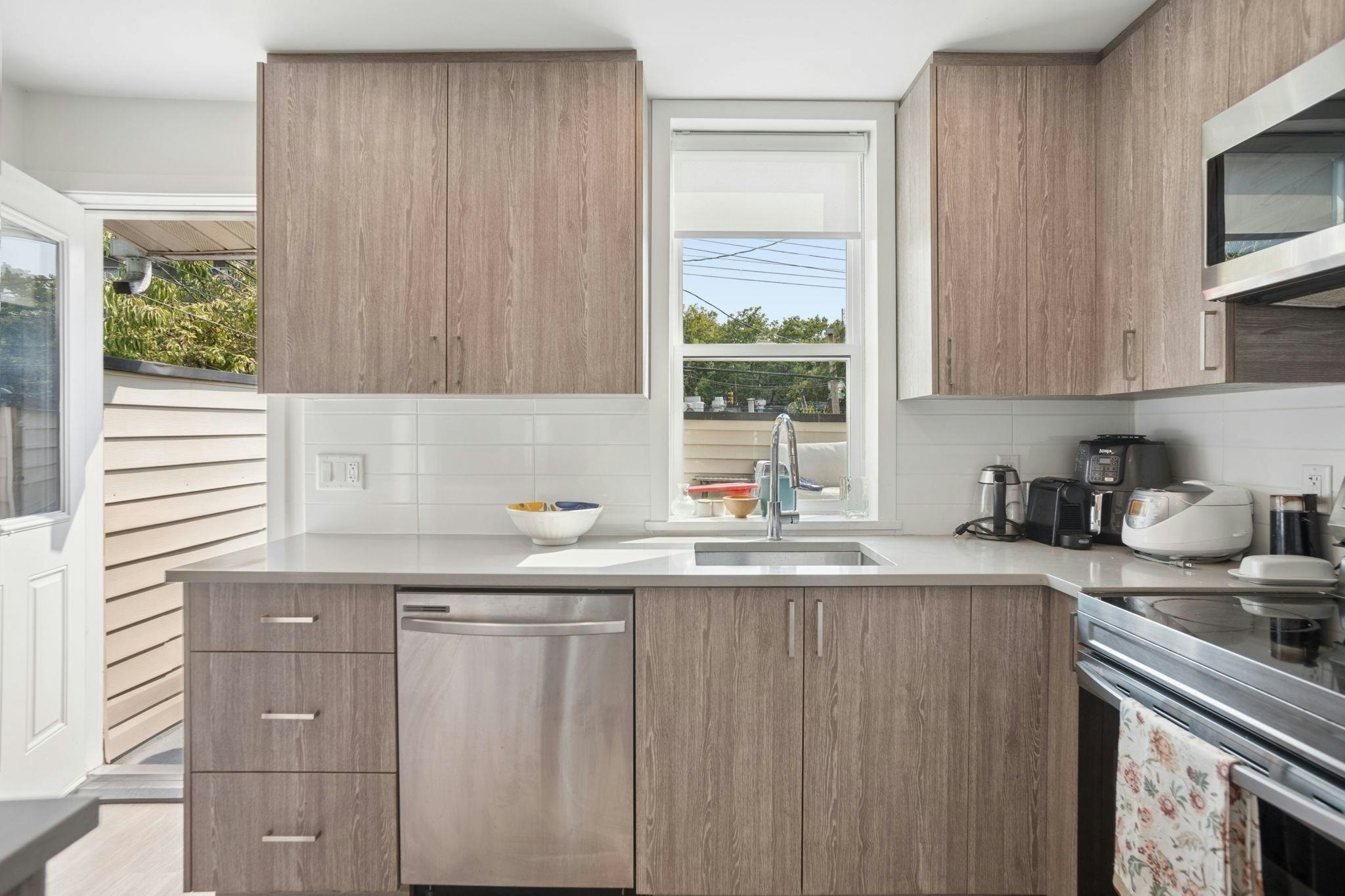 2890 W 8th Avenue, Vancouver, BC, V6K 2B9 - 20