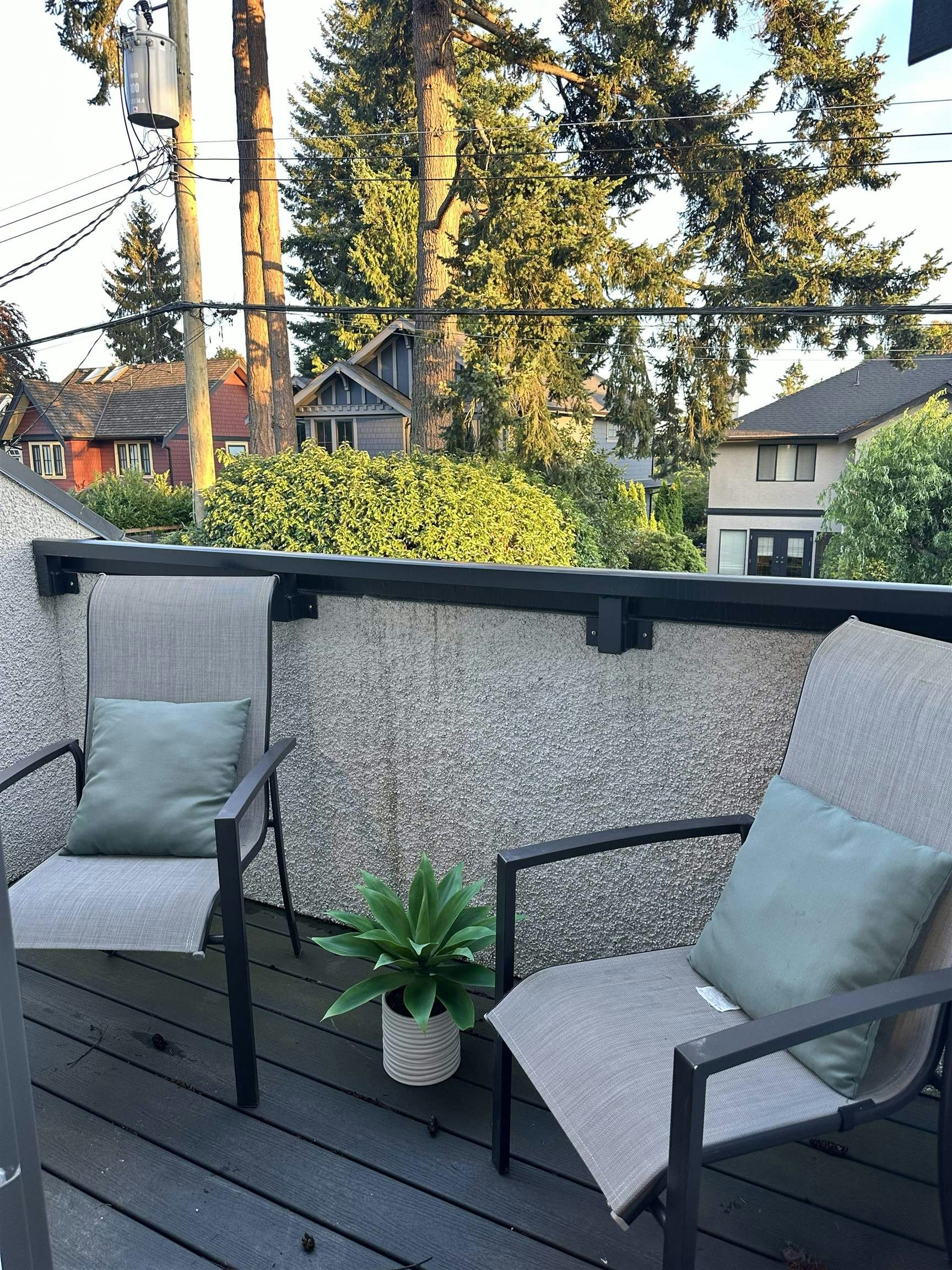 38xx W 36th Avenue, Vancouver, BC, V6N 2S6 - 6