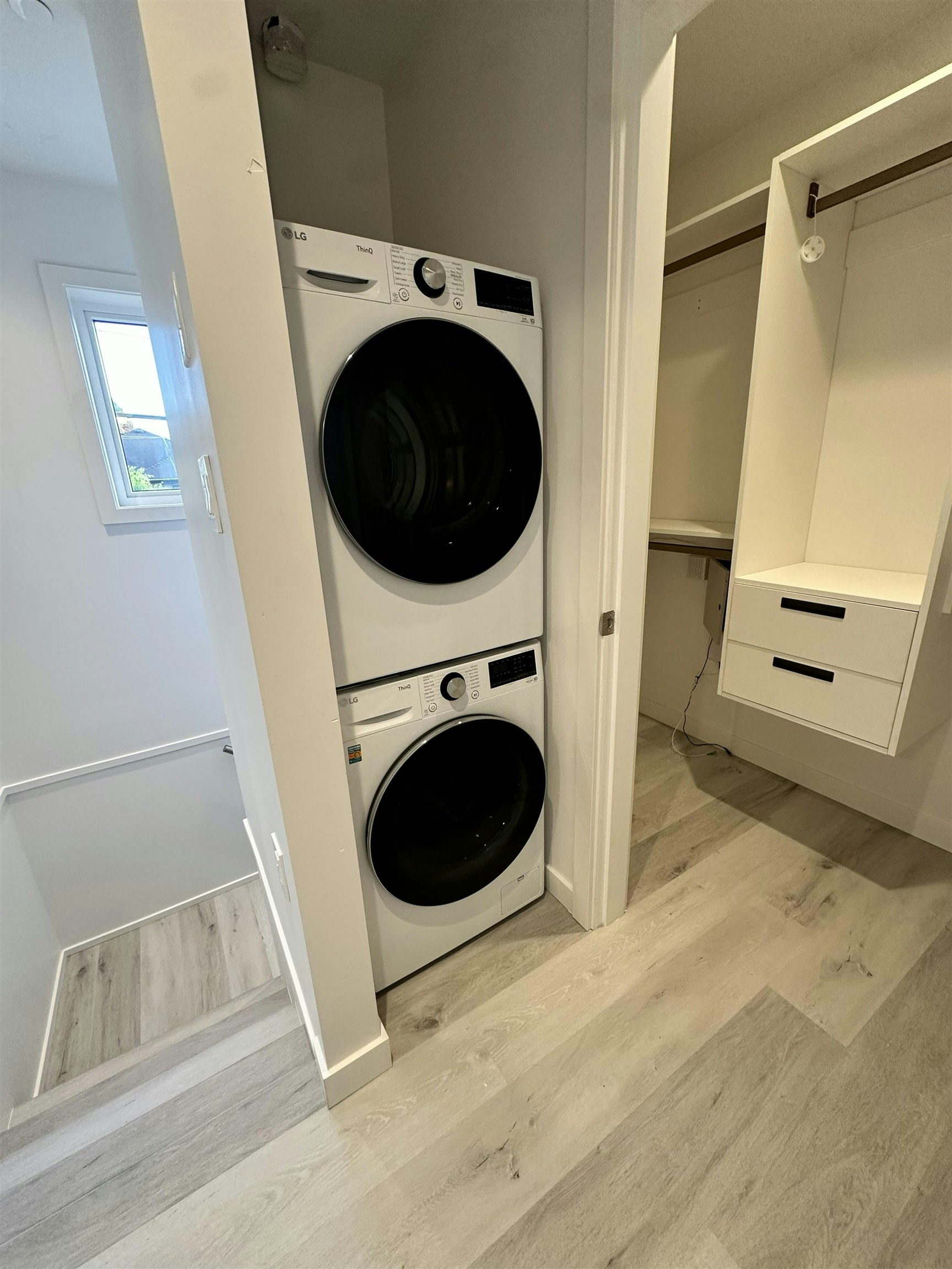 38xx W 36th Avenue, Vancouver, BC, V6N 2S6 - 3