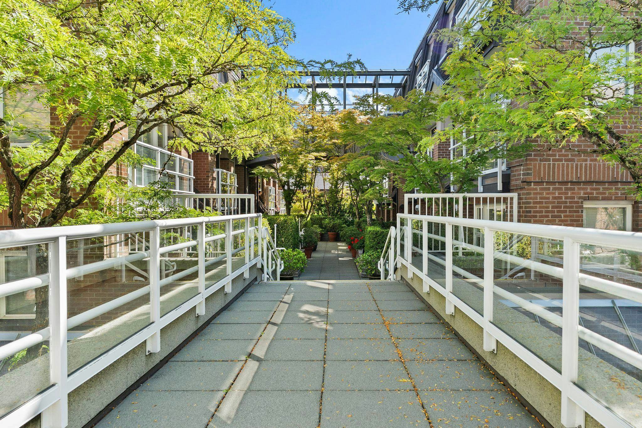 330-5790 East Boulevard, Vancouver, BC, V6M 4M4 - 17