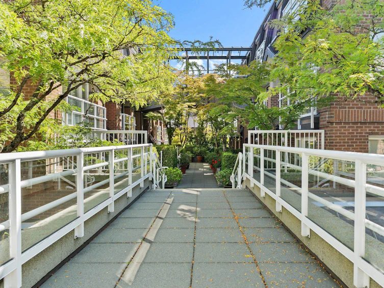 330-5790 East Boulevard, Vancouver, BC, V6M 4M4 - 17