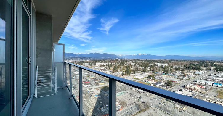 3205-13495 Central Avenue, Surrey, BC, V3T 0K2 - 9