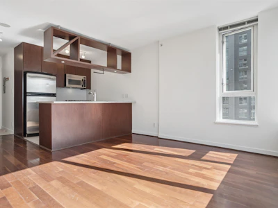 1104-1001 Richards Street - 2
