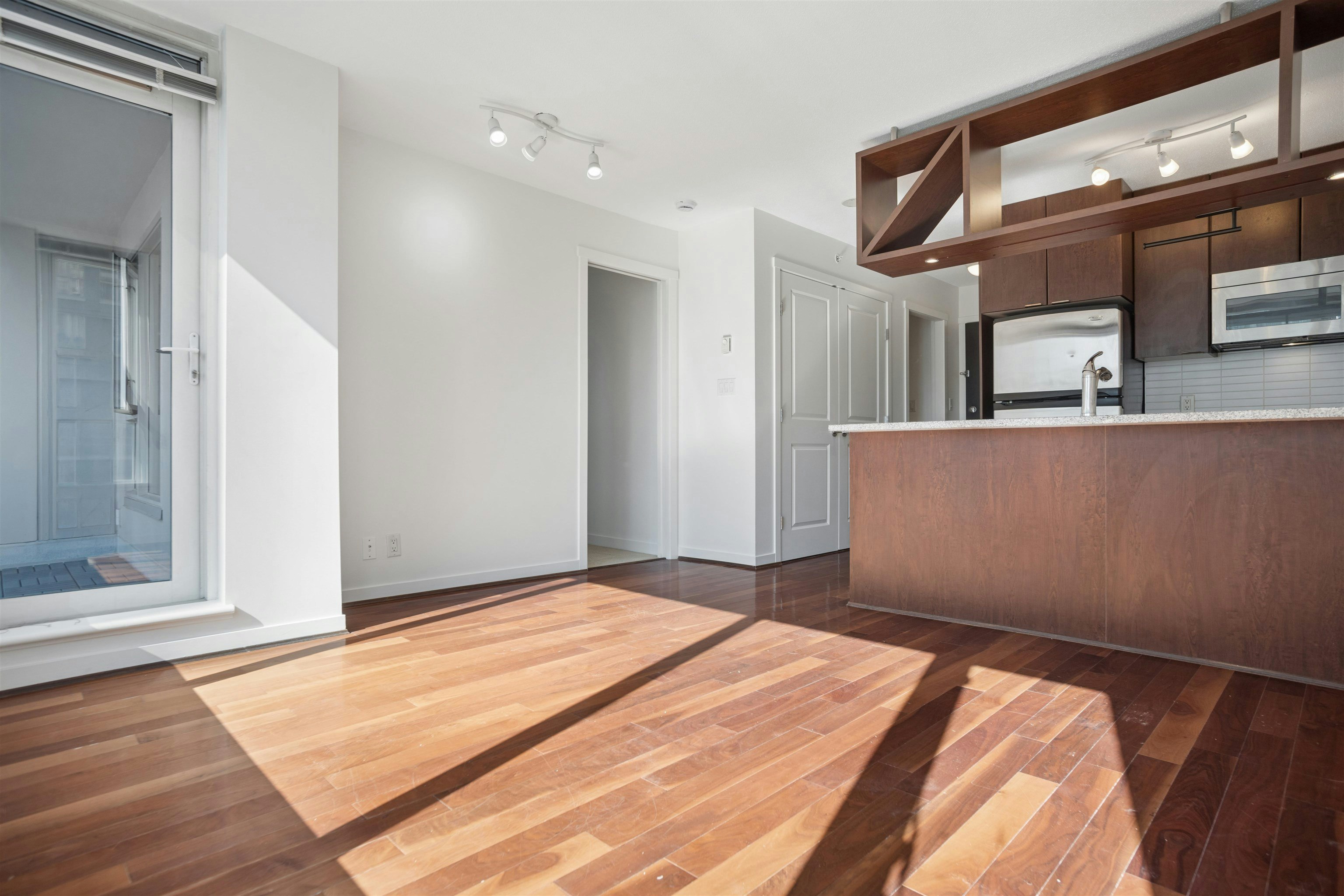 1104-1001 Richards Street, Vancouver, BC, V6B 1J6 - 7
