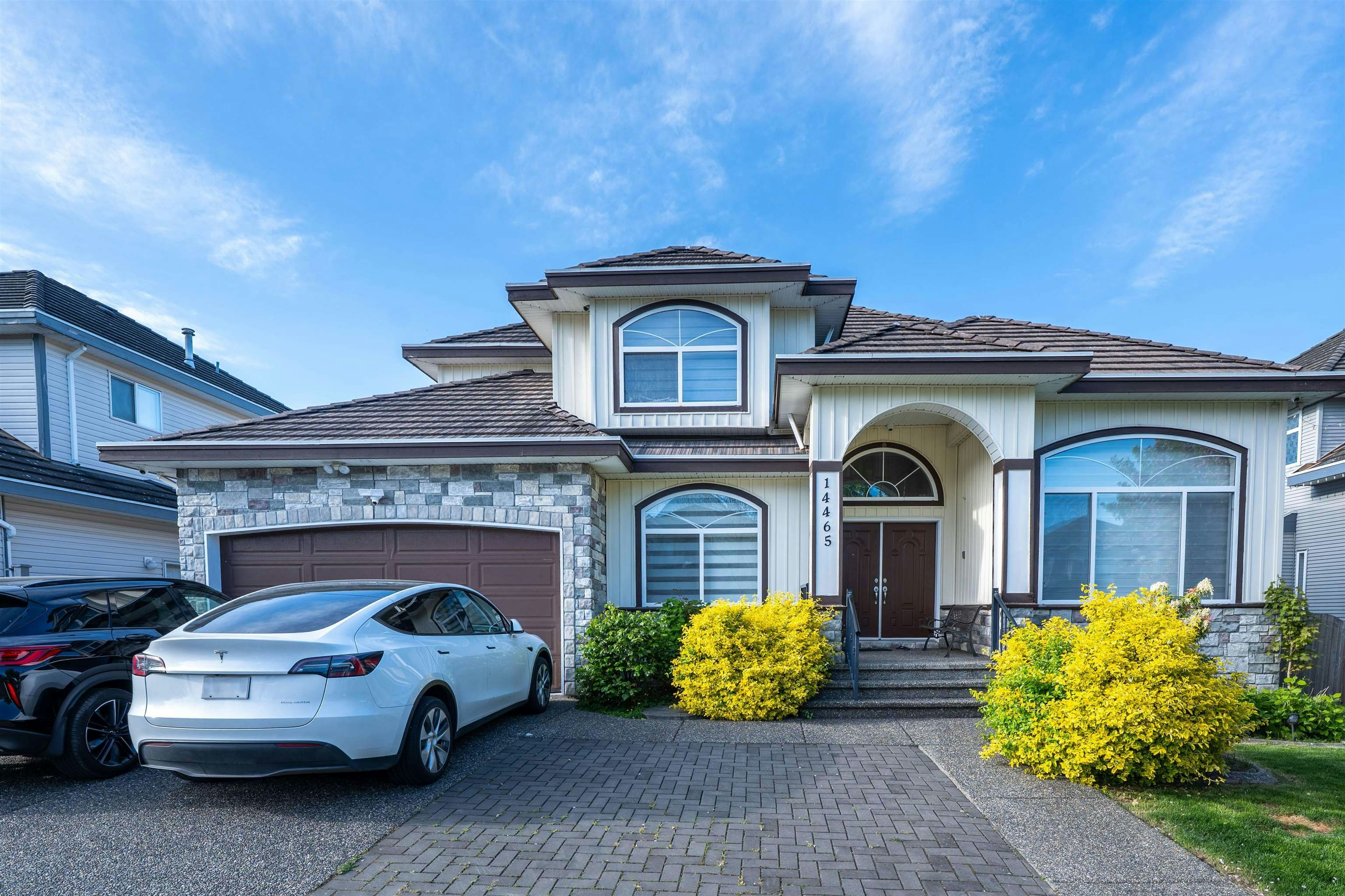 14465 74 Avenue, Surrey, BC, V3S 0R8