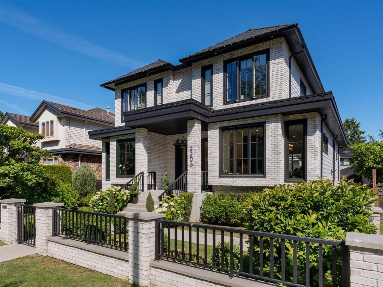 2305 W King Edward Avenue, Vancouver, BC, V6L 1T3