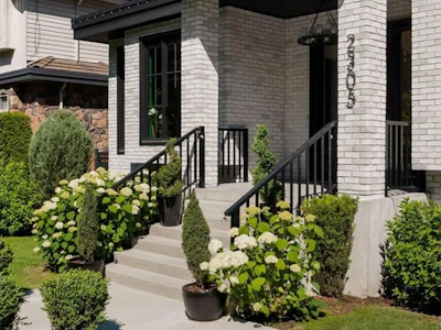 2305 W King Edward Avenue - 2