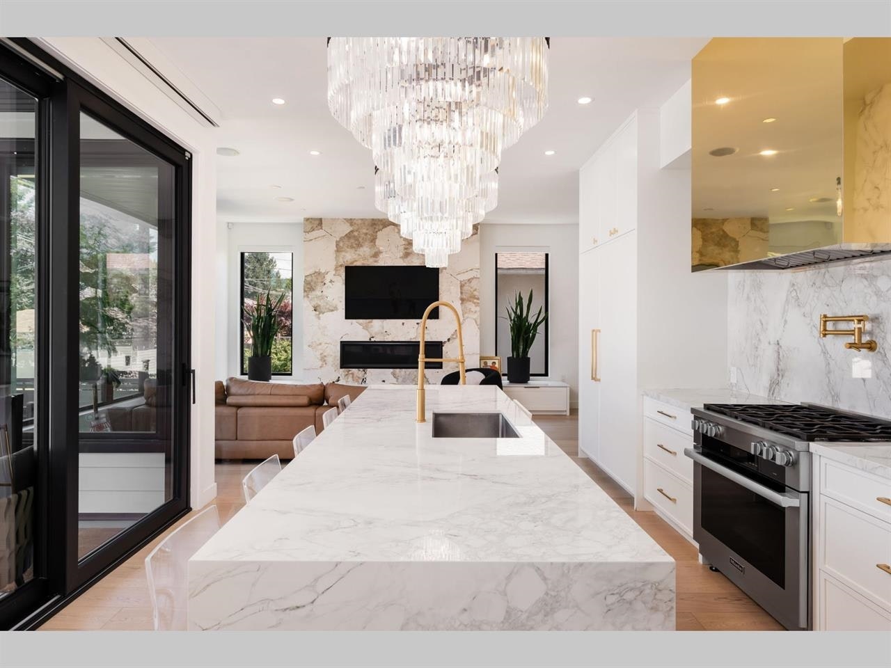 2305 W King Edward Avenue, Vancouver, BC, V6L 1T3 - 9