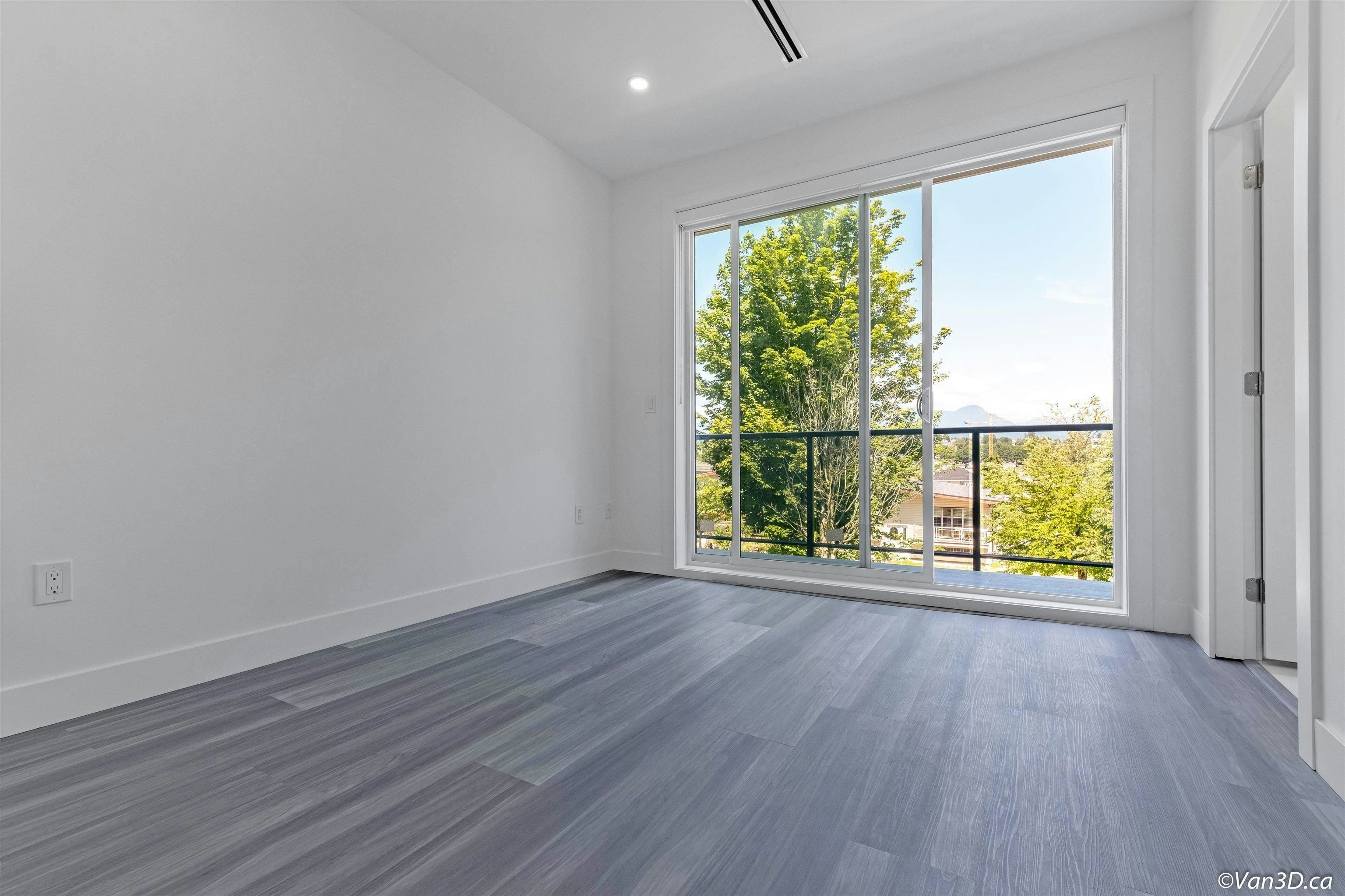2836 E 16 Avenue, Vancouver, BC, V5M 2M1 - 18