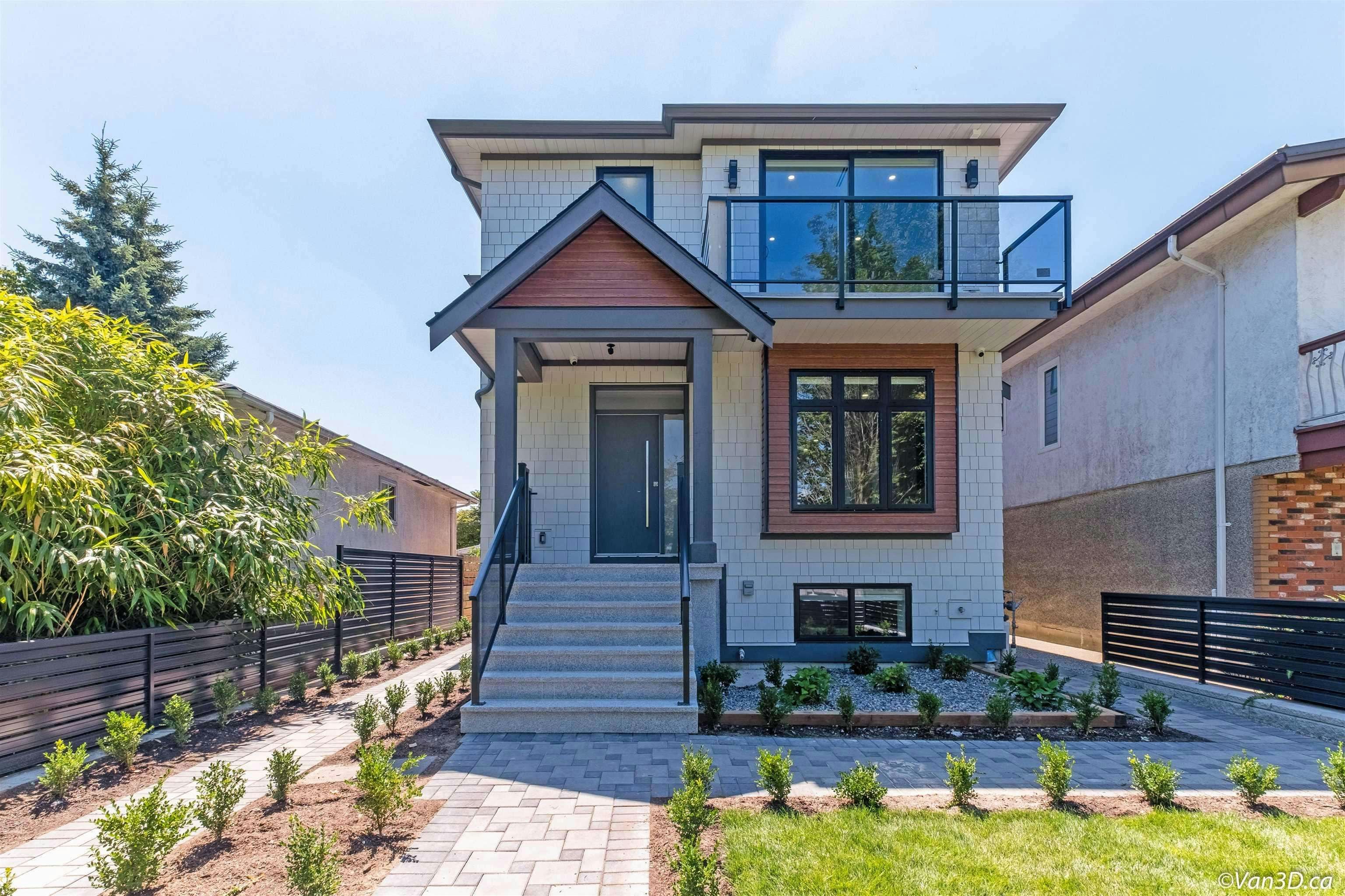 2836 E 16 Avenue, Vancouver, BC, V5M 2M1