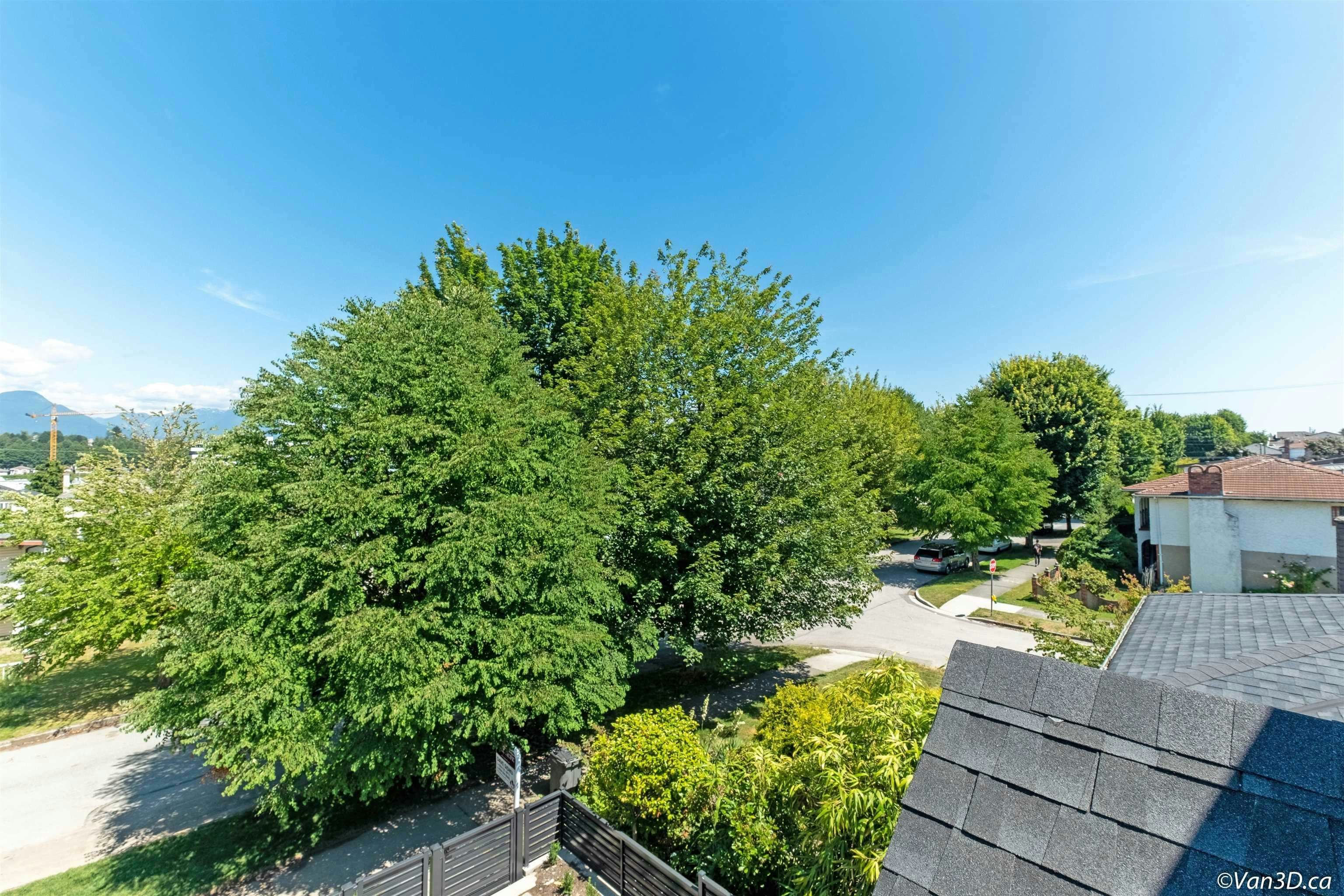 2836 E 16 Avenue, Vancouver, BC, V5M 2M1 - 25