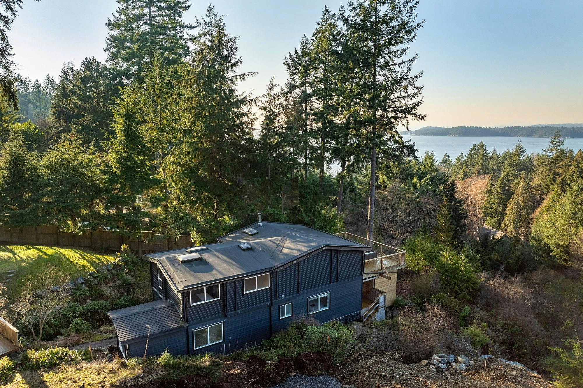 1608 Whitesails Drive, Bowen Island, BC, V0N 1G2 - 29