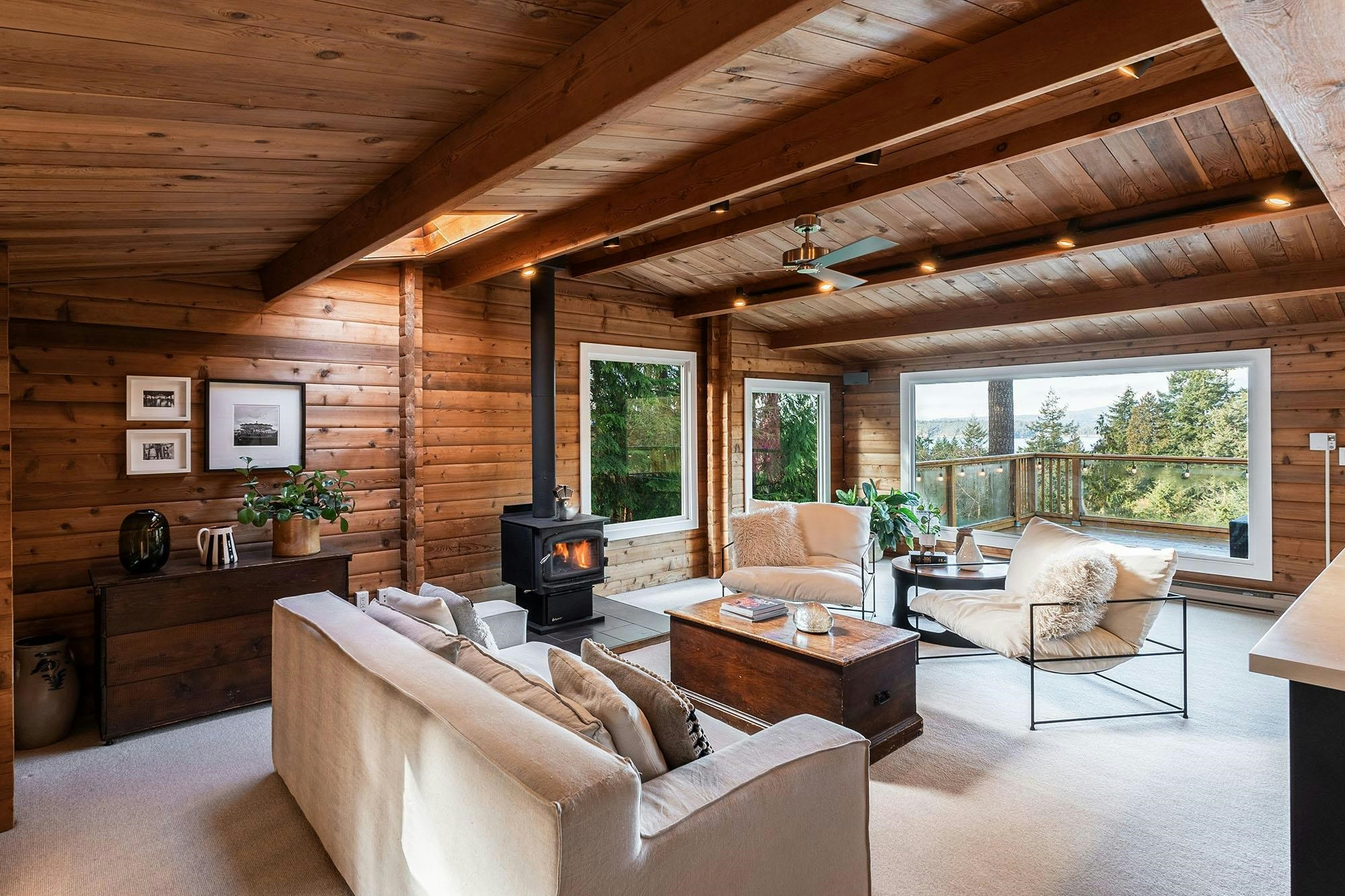 1608 Whitesails Drive, Bowen Island, BC, V0N 1G2 - 2