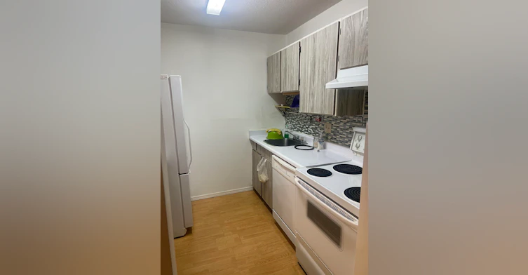 8291 Park Road, Richmond, BC, V6Y 1T3 - 3
