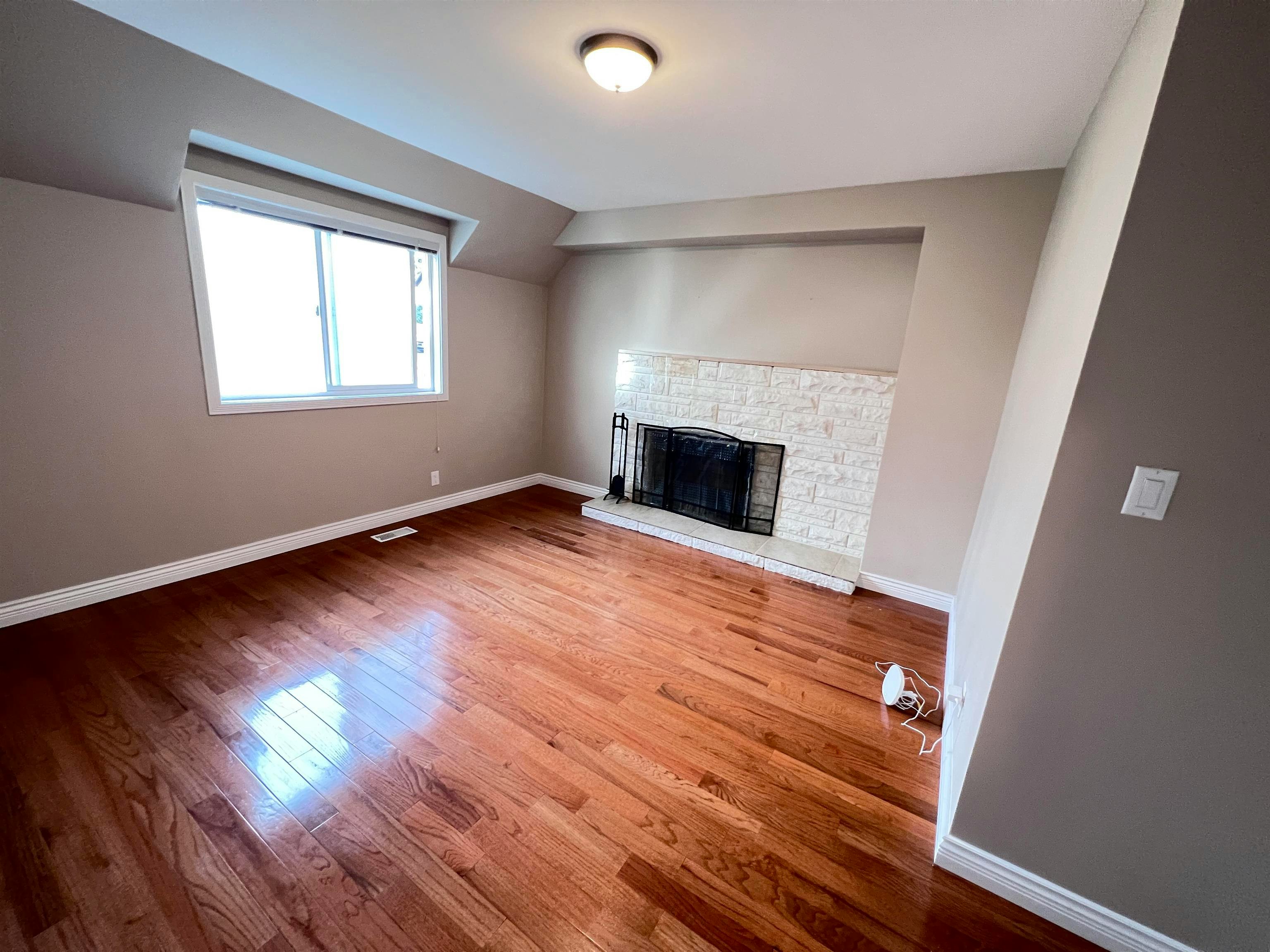 4000 Starlight Way, Coquitlam, BC, V3C 3P9 - 6