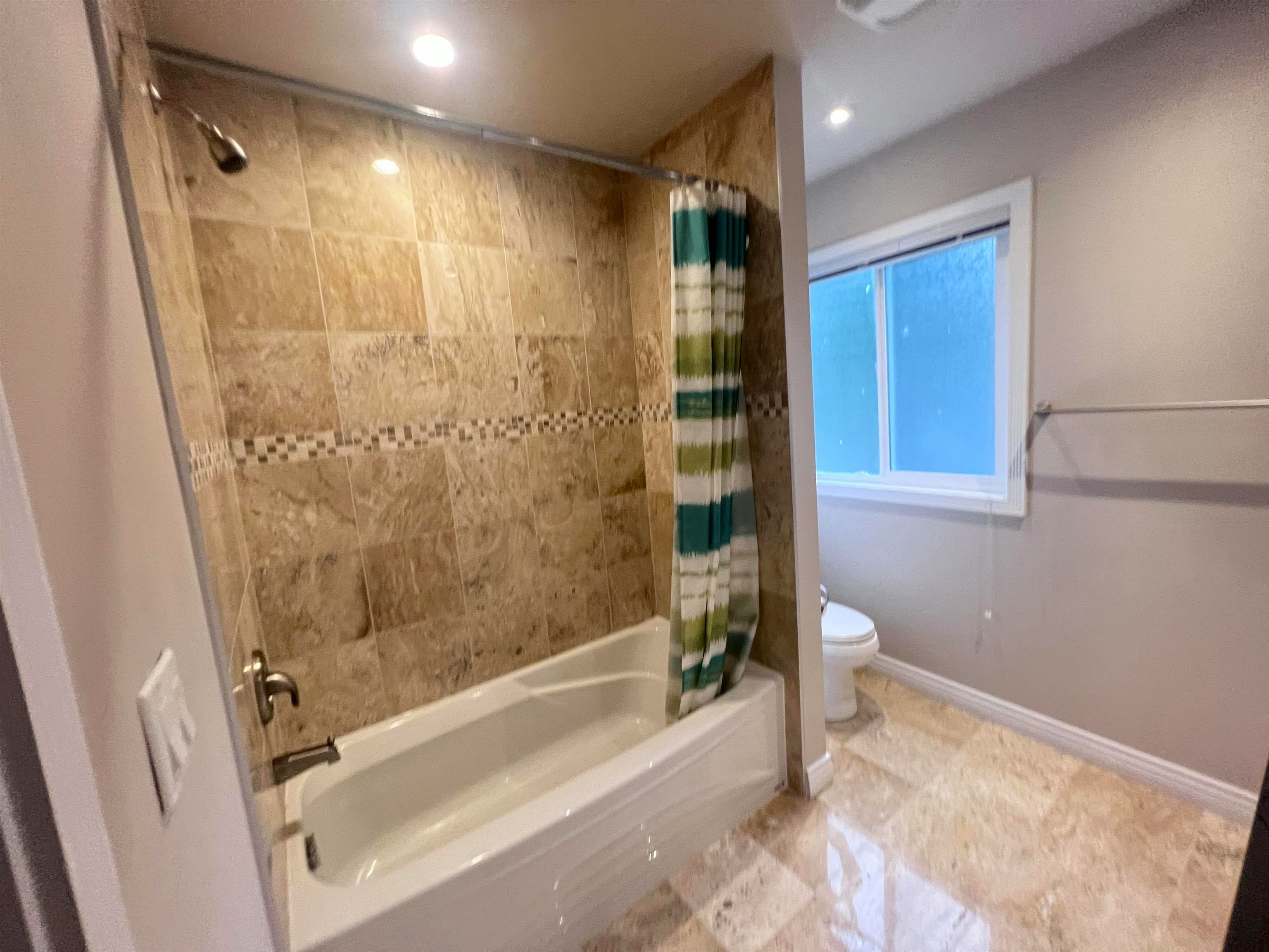 4000 Starlight Way, Coquitlam, BC, V3C 3P9 - 13