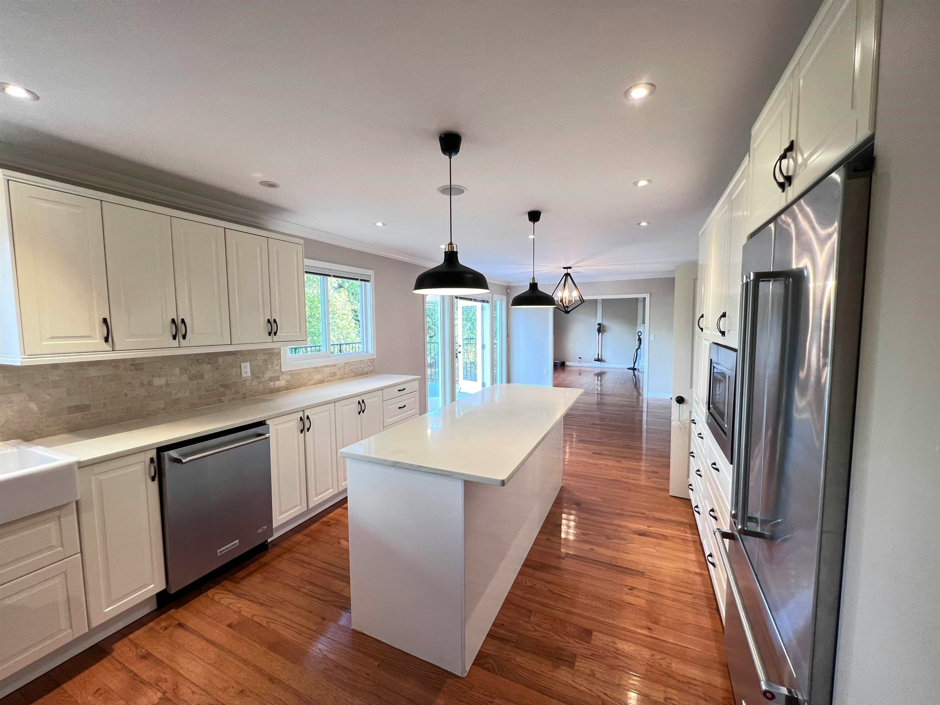 4000 Starlight Way, Coquitlam, BC, V3C 3P9 - 2