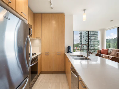 1707-301 Capilano Road - 4