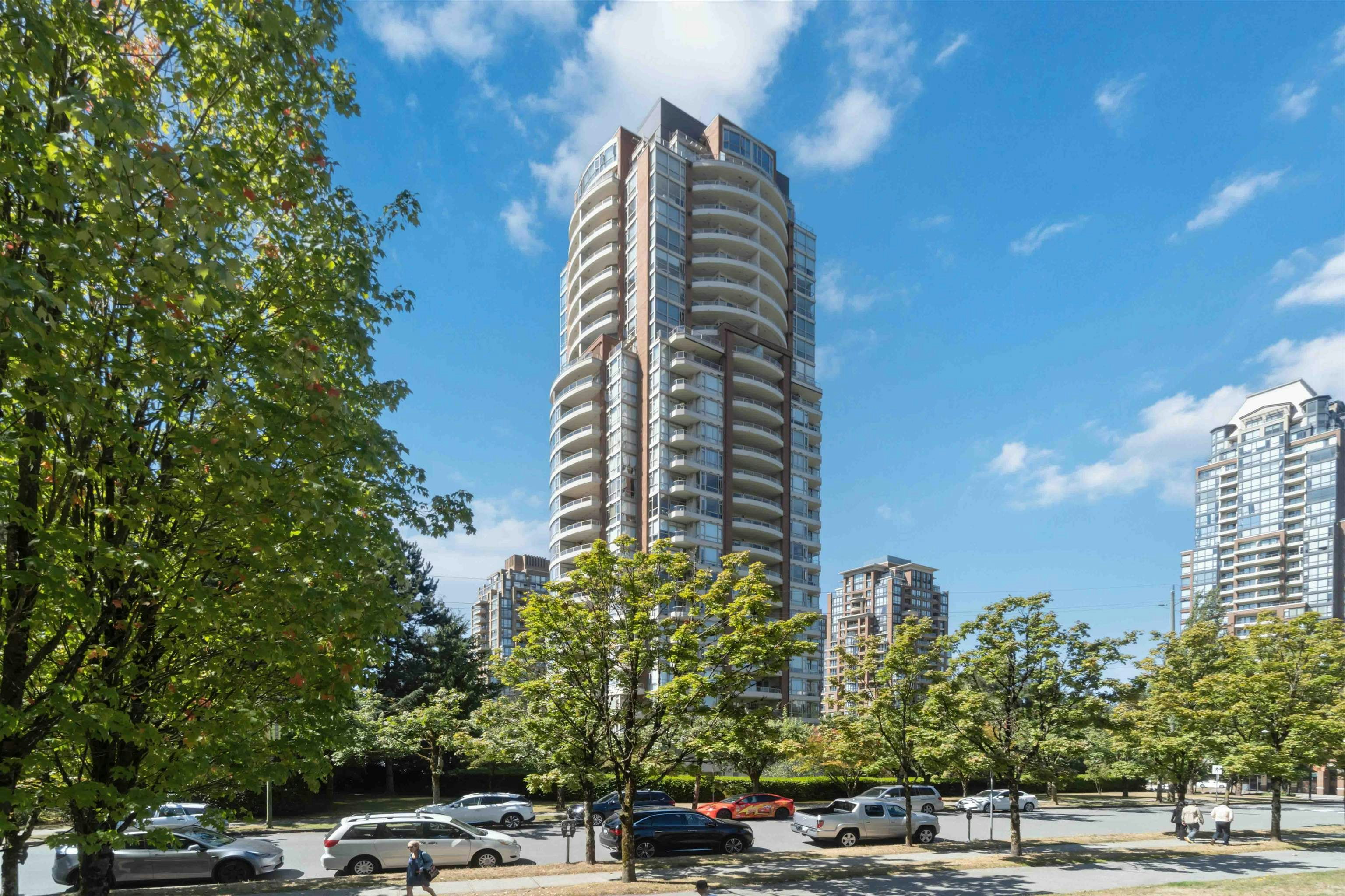 803-6838 Station Hill Drive, Burnaby, BC, V3N 5A4