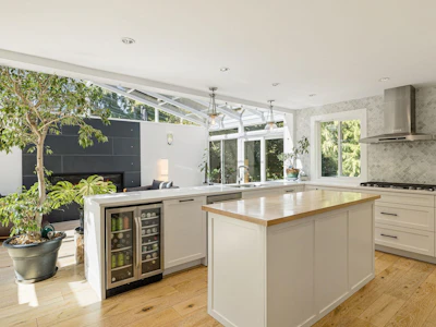 29-3295 Sunnyside Road - 2